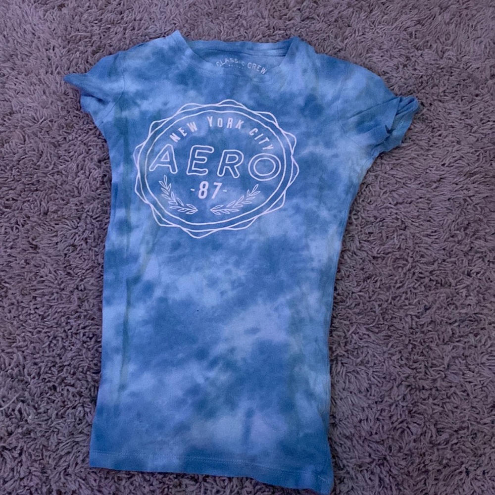 Aeropostale classic crew tee xs.